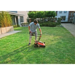SKIL 20V Grasmaaier 0130BA Brushless 34cm + 2 Accu's 2,0Ah + Snellader -Tuin Buitenwinkel 123 256
