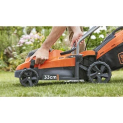 Black & Decker BLACK+DECKER 2x18V Grasmaaier BCMW33184L2-QW 33 Cm Incl. Twee 4,0 Ah Accu's -Tuin Buitenwinkel 123 490