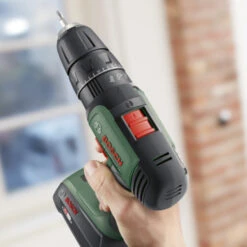 Bosch 18V Klopboormachine UniversalImpact (Incl. 2 Accu's 1.5Ah + Lader) -Tuin Buitenwinkel 123 887