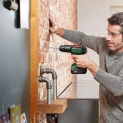 Bosch 18V Klopboormachine UniversalImpact (Incl. 2 Accu's 1.5Ah + Lader) -Tuin Buitenwinkel 123 889